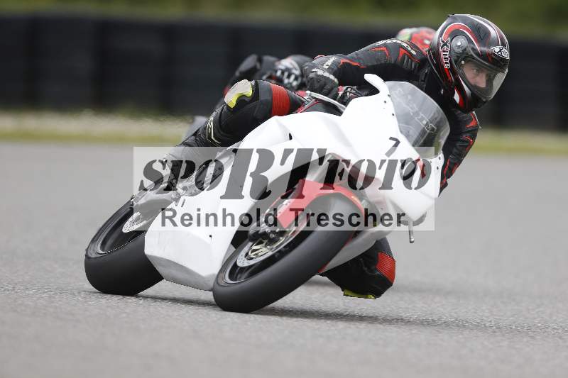 /Archiv-2024/14 25.04.2024 TZ Motorsport Training ADR/Gruppe rot/10